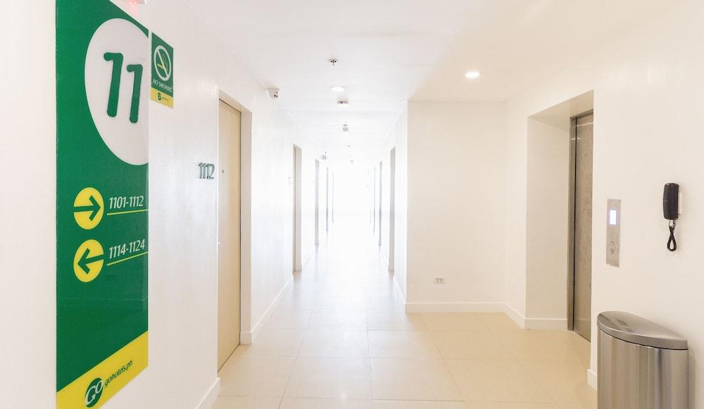 Go Hotels Timog Quezon City Exterior foto
